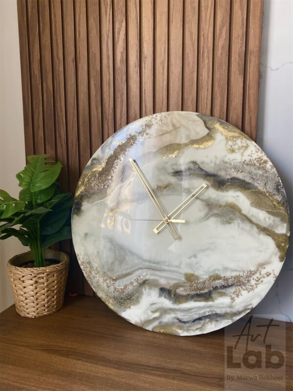 Modern unique Wall clock