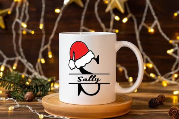 Vinyl customized christmas mugs