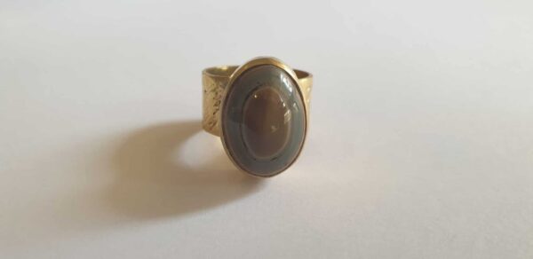 Yemeni agate textured ring