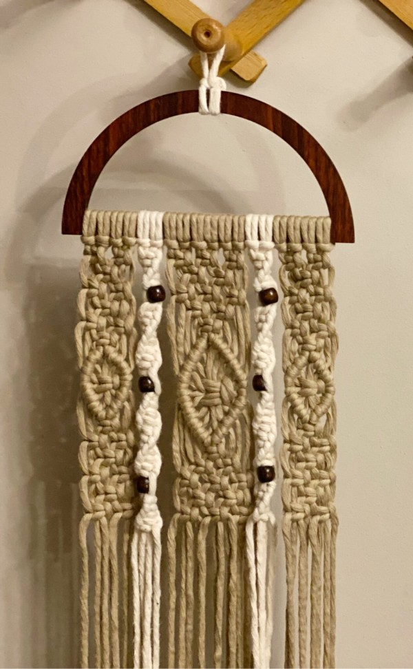 Macrame wall hanger