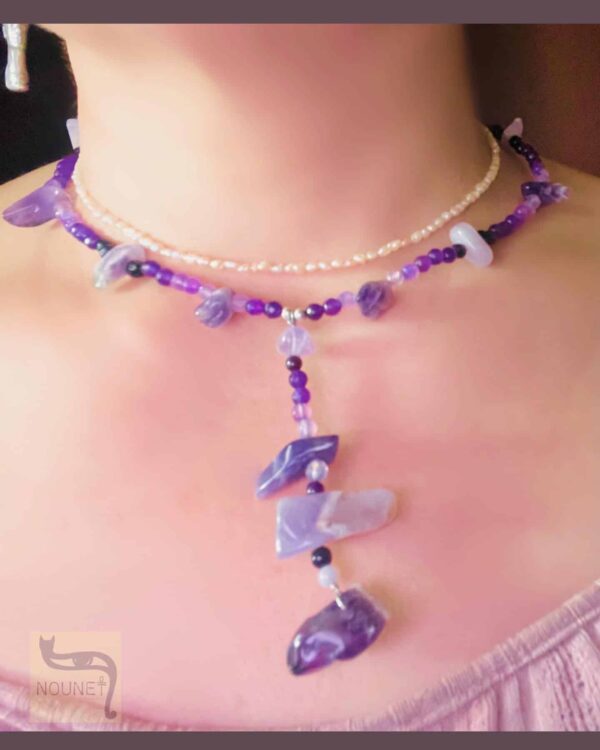 Healing with Amethyst ✨ ♥ Increases nobility ♥ Spiritual awareness ♥ Inner peace and healing ♥ Healing of body, mind & soul ♥ Positive transformation ♥ Balance ♥ Relieves stress ♥ Communication . 💜🦋✨💜🦋✨💜🦋✨💜🦋✨💜🦋✨💜 . Amethyst Associations ✨ Chakras - Third Eye chakra, Crown chakra Birthstone - February  Planet - Jupiter Element - Air, Water Numerical Vibration - Number 3 Typical colours - light slightly-pinkish violet to a deep grape purple. .