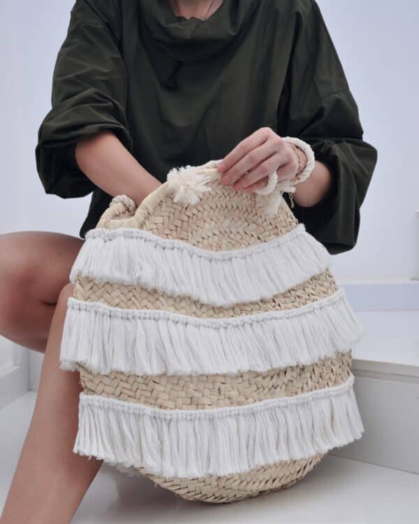 Boho fringes beach straw bag