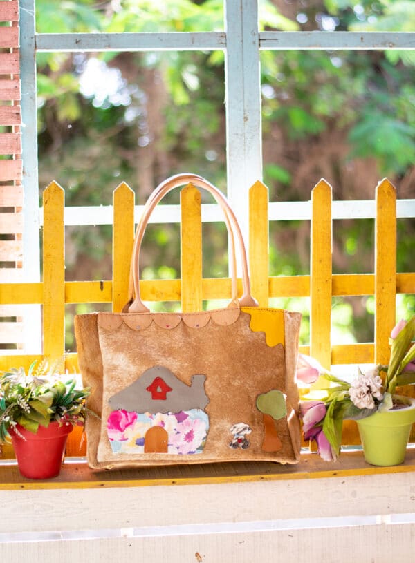 Farm House tote