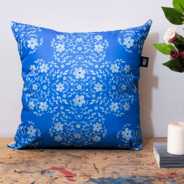 Vintage blue floral pattern cushion cover