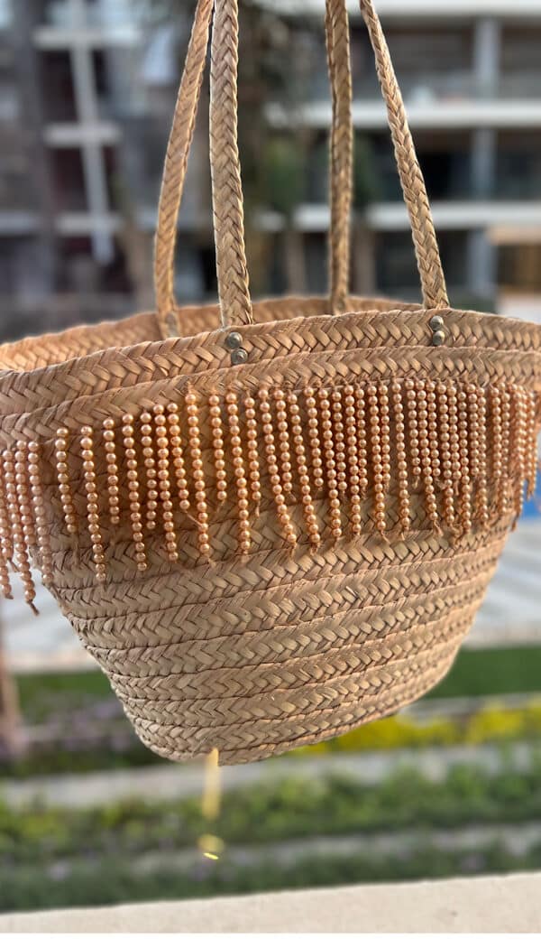 Pearl straw bag