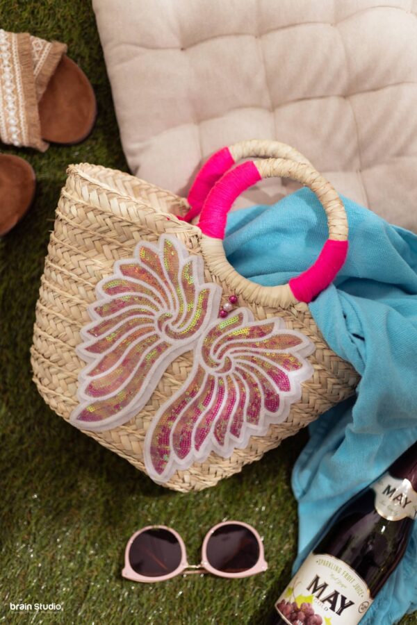 Pink wings straw bag