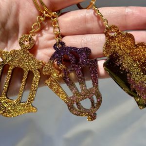 key chain fanous ramadan in gold and dark red glitter