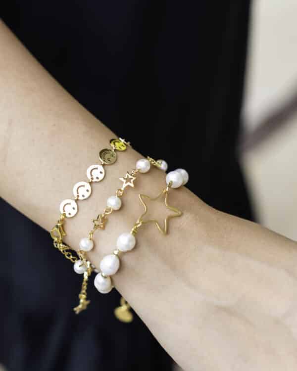 Pearl & gold chain Bracelet